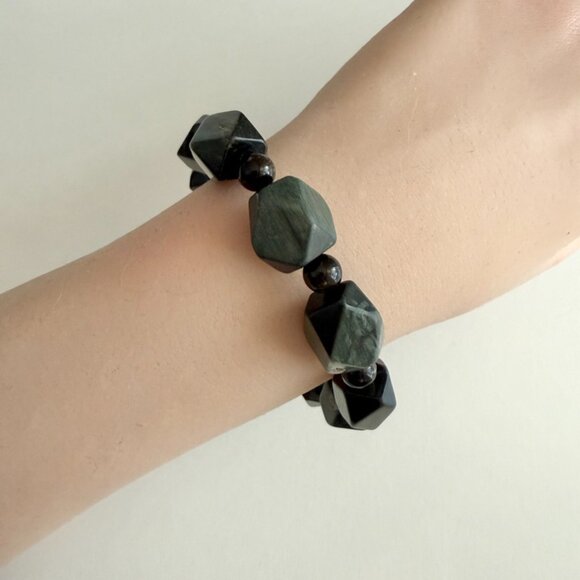 Hawk’s Eye Bracelet 12mm | Octagon Cut Barrel Beads | Handmade Focus & Protectio - Picture 6 of 6